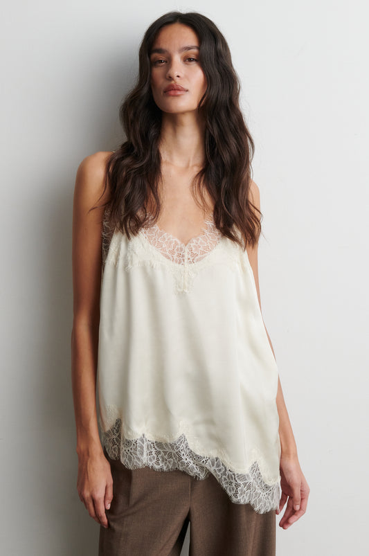 Spitzentop mit fließender Passform Creme