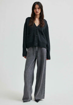 Lyocell-Jeans mit weitem Bein in Schwarzgrau