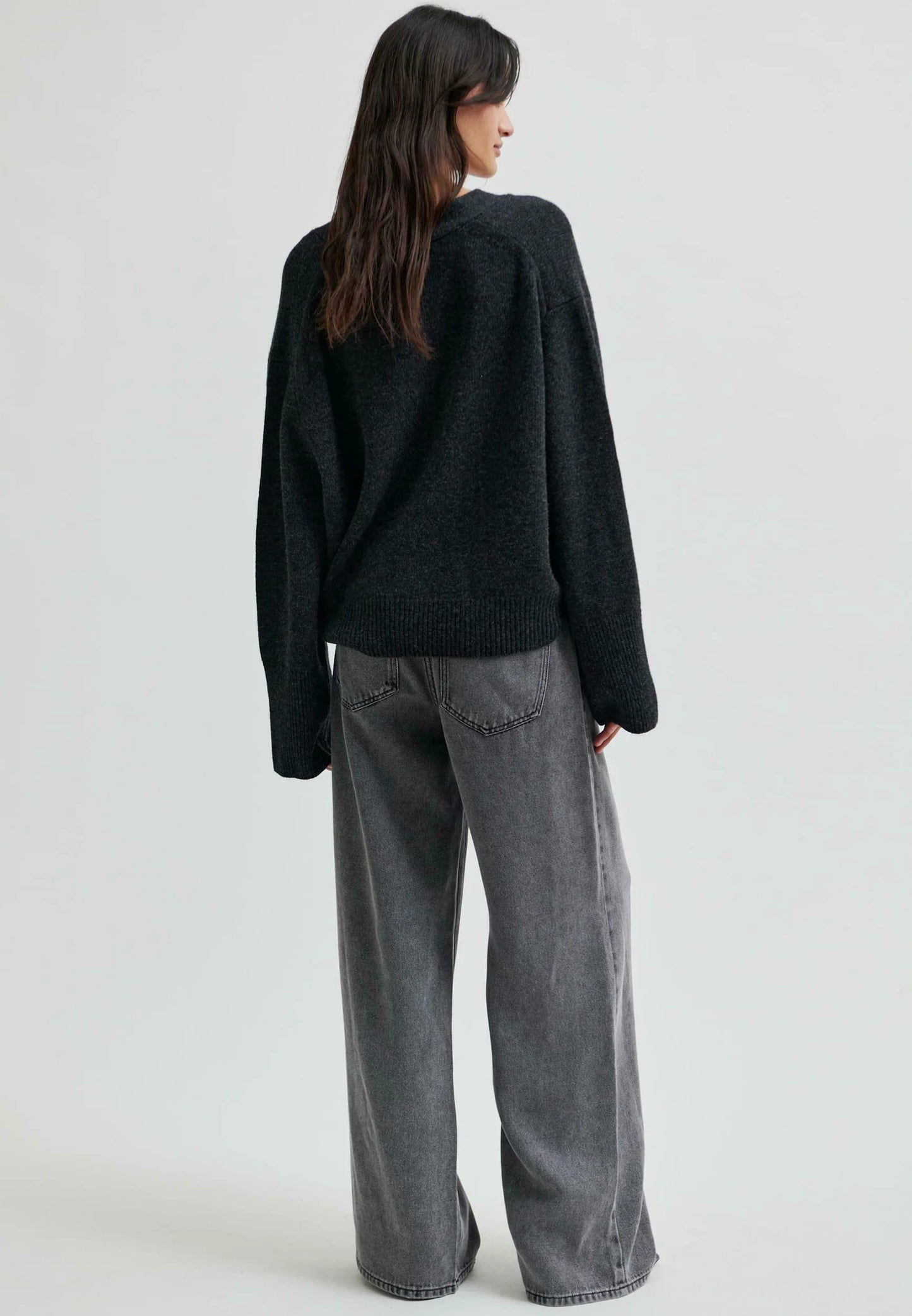 Lyocell-Jeans mit weitem Bein in Schwarzgrau