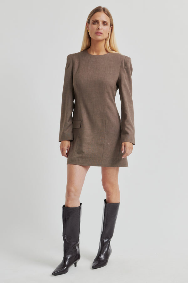 Kleid mit klarer Silhouette
